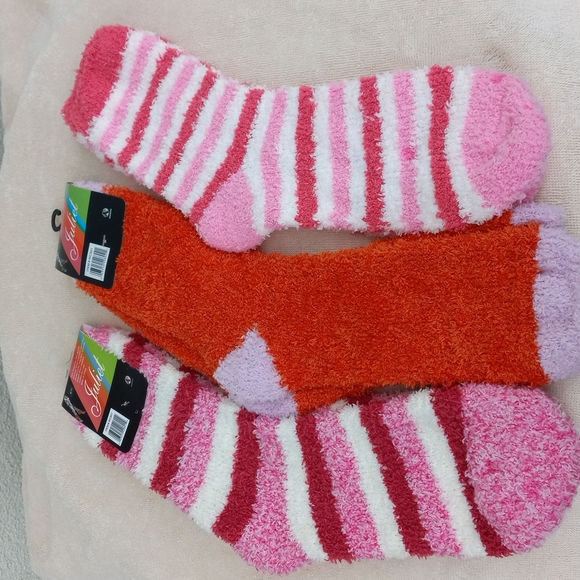 Juliet Socks - Picture 2 of 7